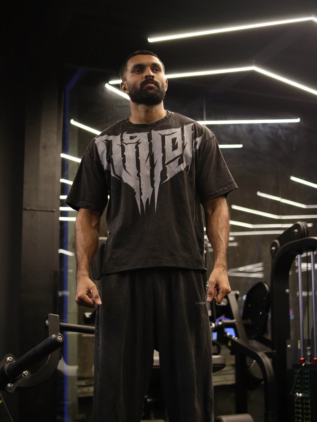 Veeryam Ember Oversized Tee - Black
