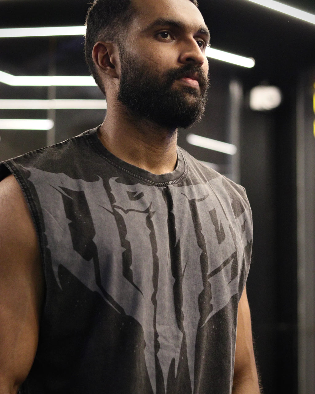 Veeryam Ember Oversized Tank - Black