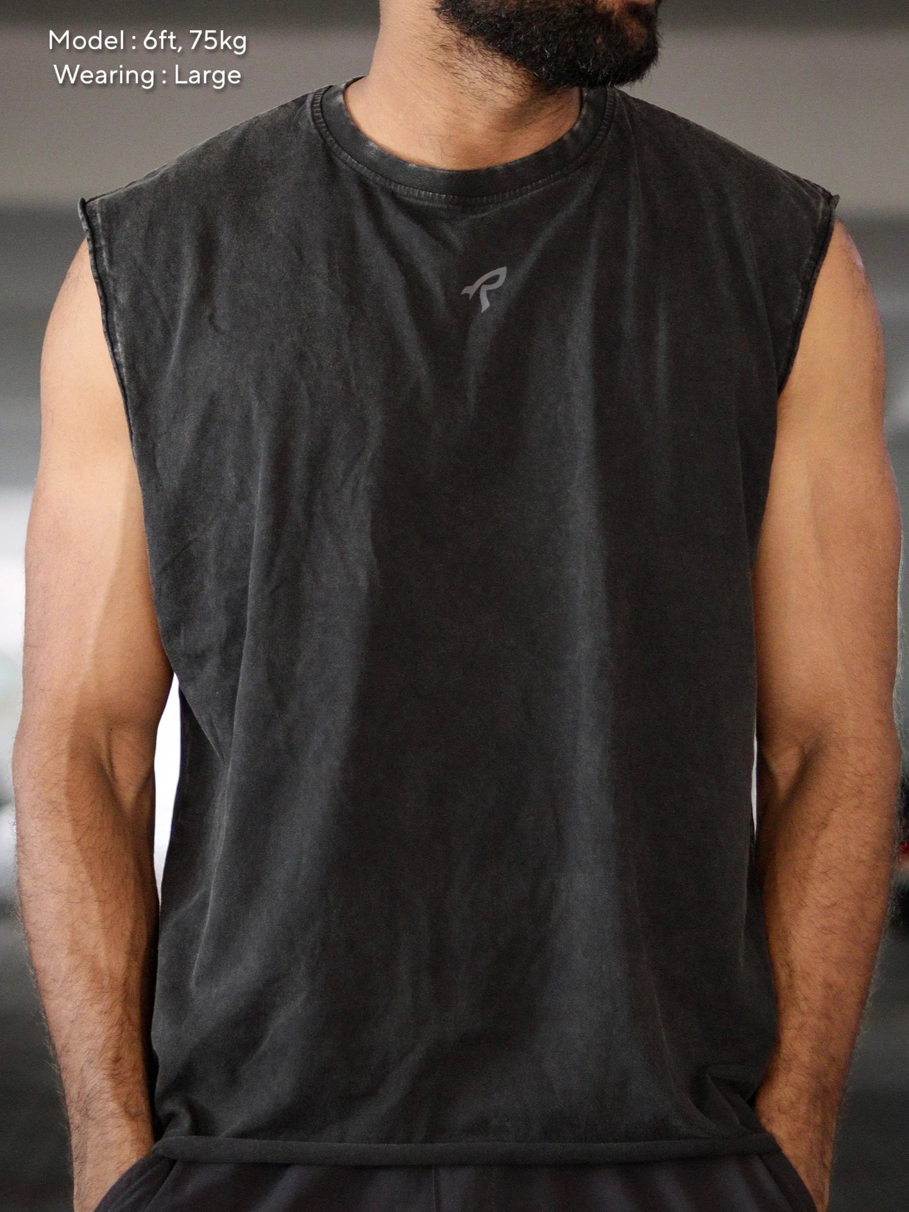 Yodhavu Ember Oversized Tank - Black