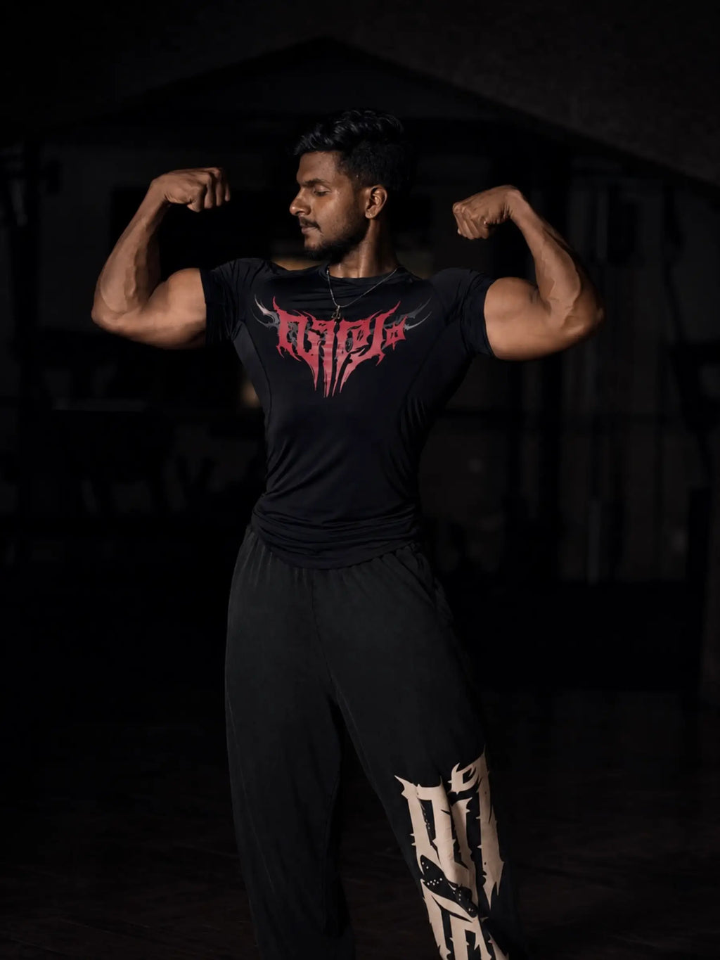 Veeryam Compression Tee - Black