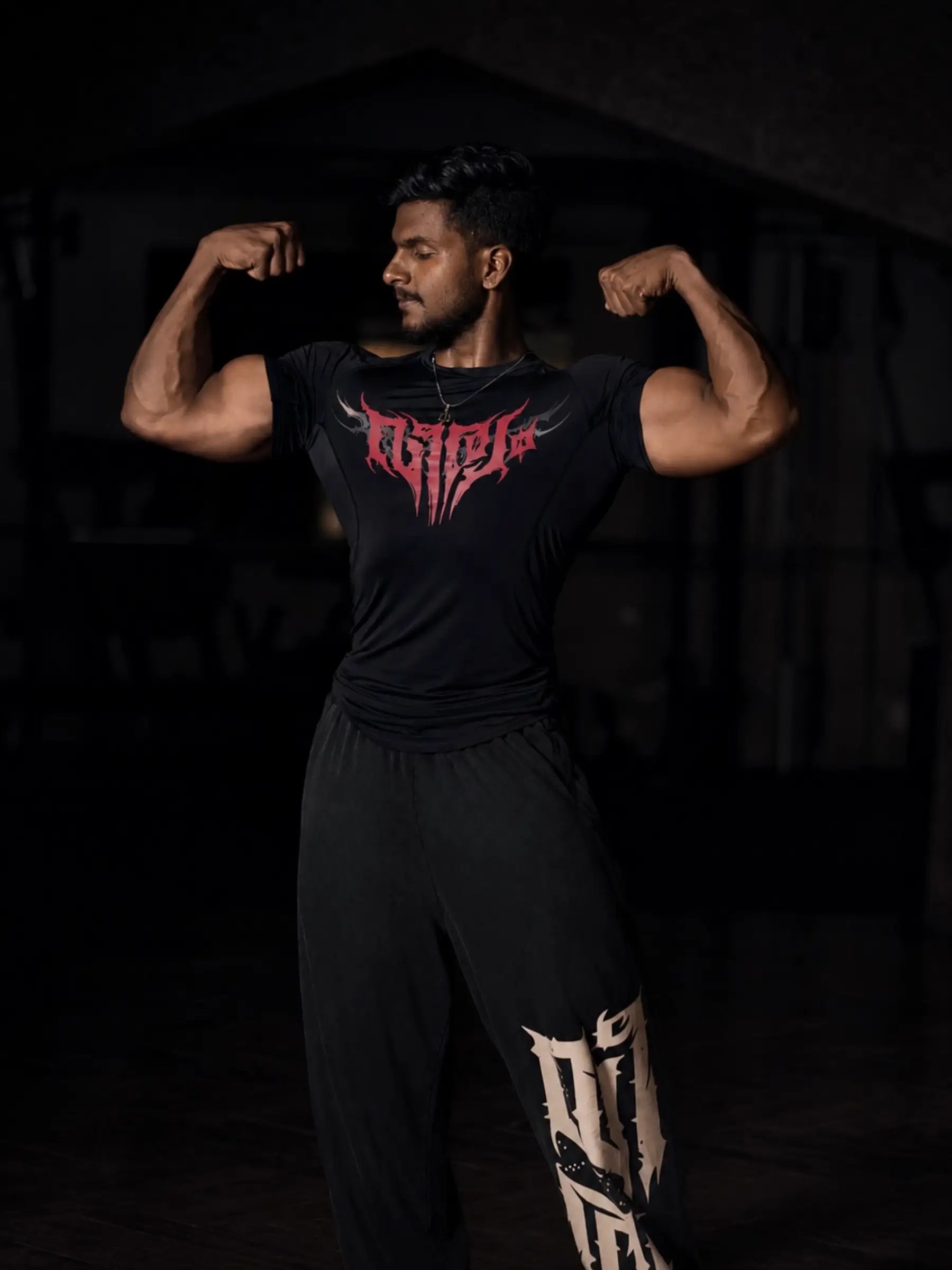 Veeryam Compression Tee - Black